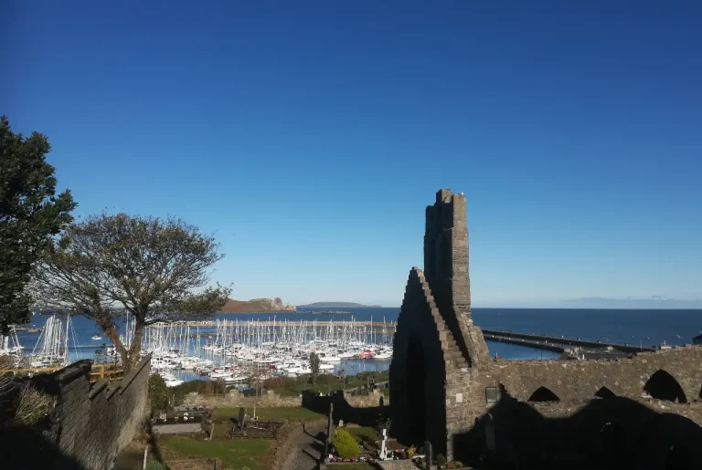 Howth villaggio di pescatori vicino Dublino