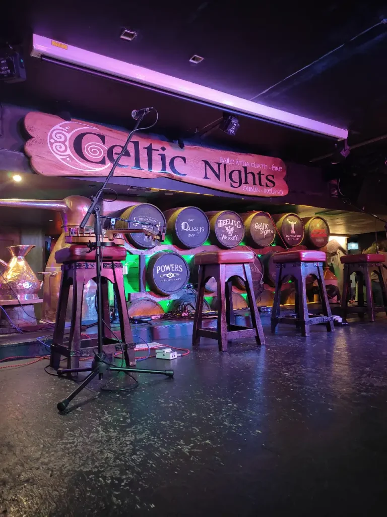 Celtic Nights a Dublino rinomato spettacolo serale danze e musiche irlandesi