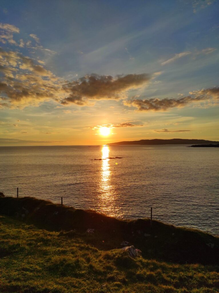 Tramonto dalla spiaggia di Maghery in county Donegal